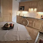 Umfahrer Apartament *