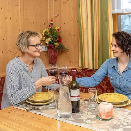 Umfahrer Apartment Tropolach