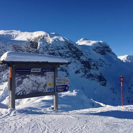 Umfahrer アパート