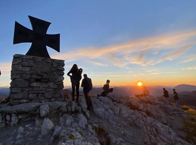 Umfahrer アパート *